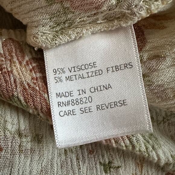 Cupcakes and Cashmere Cottage Floral Top Long Sleeve Babydoll Viscose Fall Girly - Picture 6 of 6